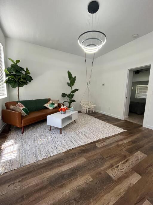 Vila Luxury 2Br Within Walking Distance To Nightlife!! Covington Exteriér fotografie