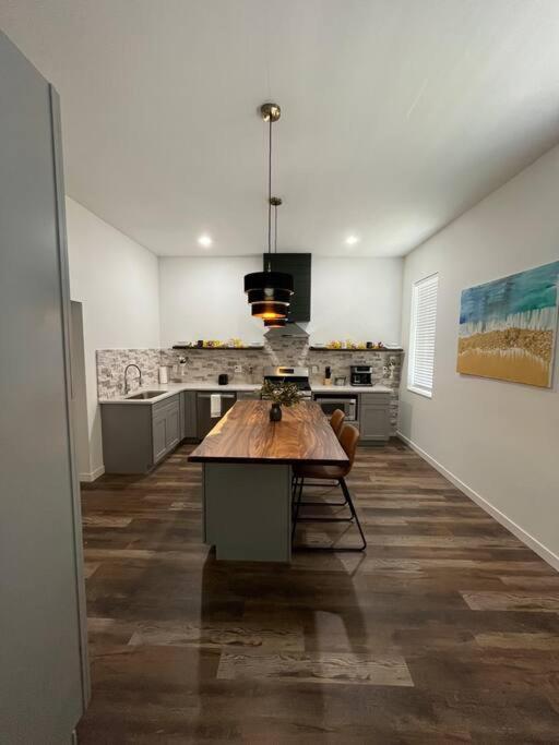 Vila Luxury 2Br Within Walking Distance To Nightlife!! Covington Exteriér fotografie